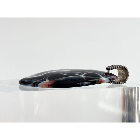 Black & White Marquise Shaped Banded Agate Crystal Silver Toned Vintage Pendant - Picture 4 of 9